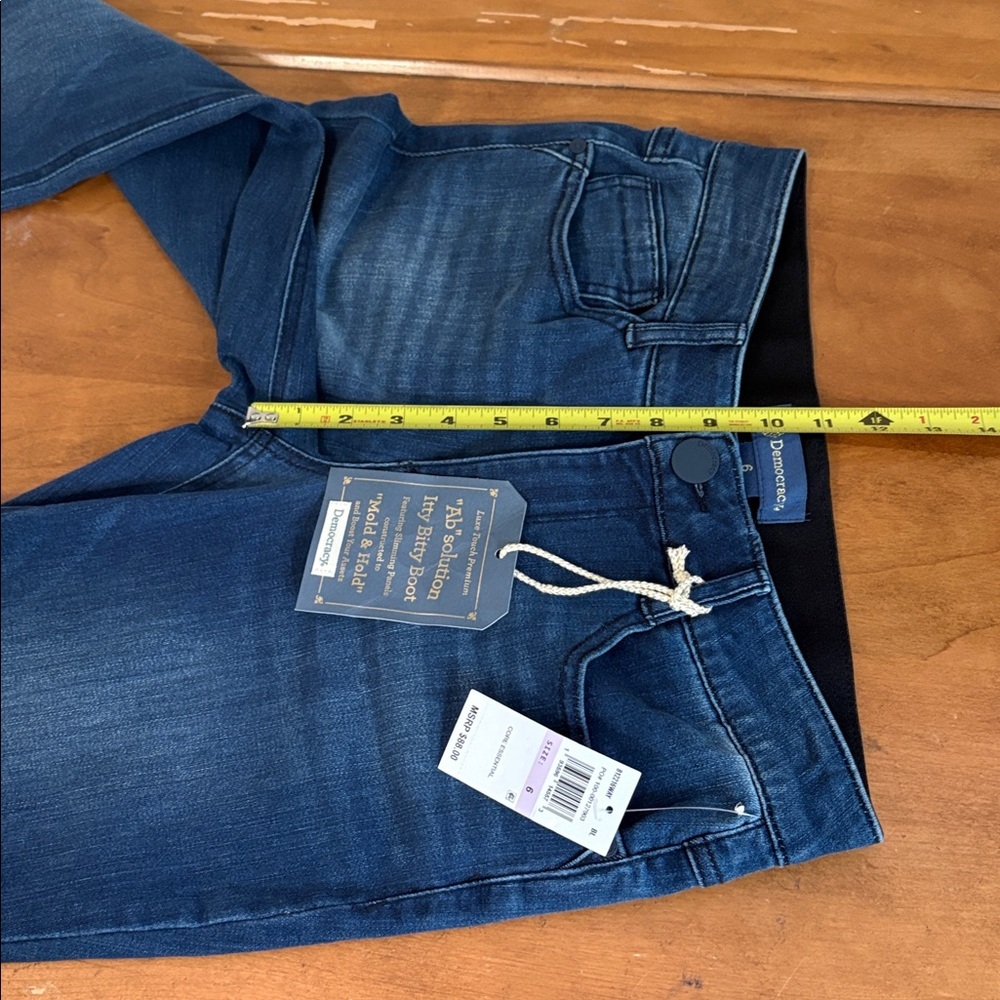 Democracy NWT Absolution Itty Bitty Boot Jeans Size 6 - Picture 6 of 14